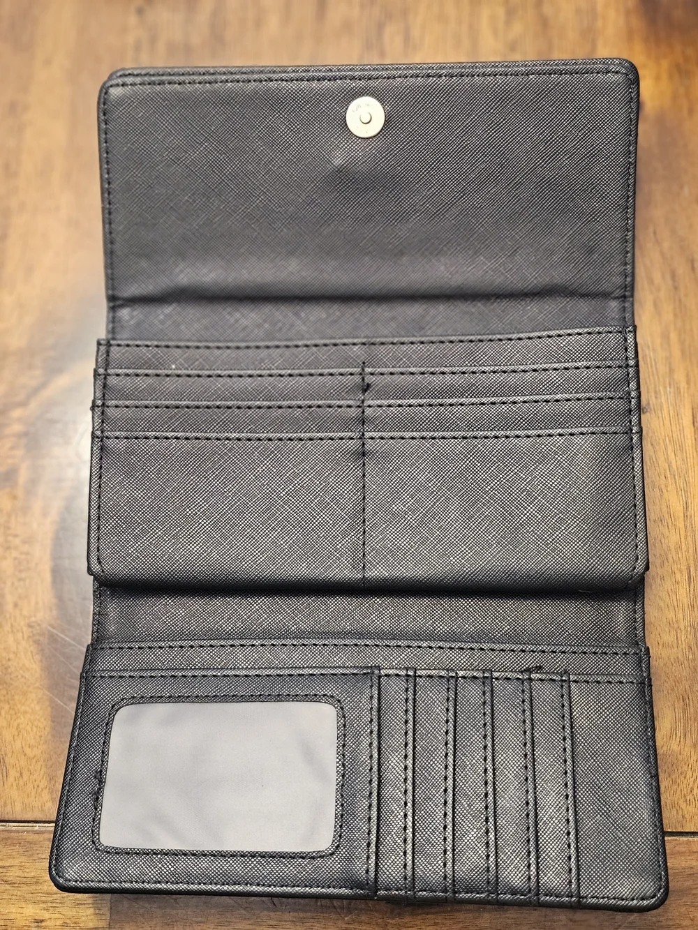 Fashionable Gold Tone Rivet Decorated Trifold Black Long Wallet Daily Use